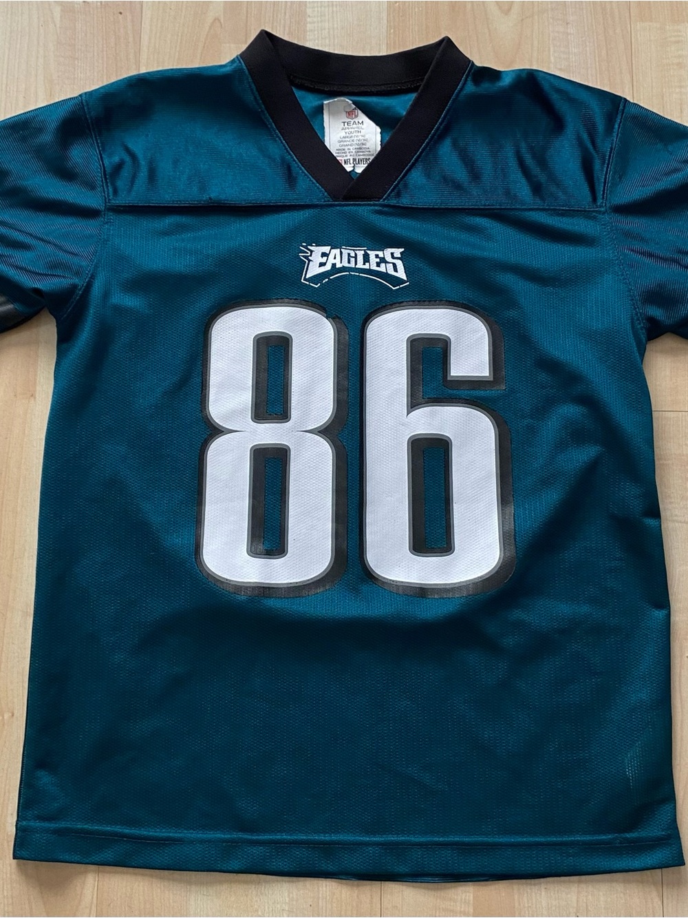 Philadelphia Eagles Zach Ertz Youth Large Jersey